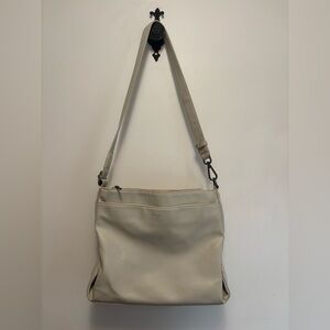 Matt and Nat Cream Shoulder Bag